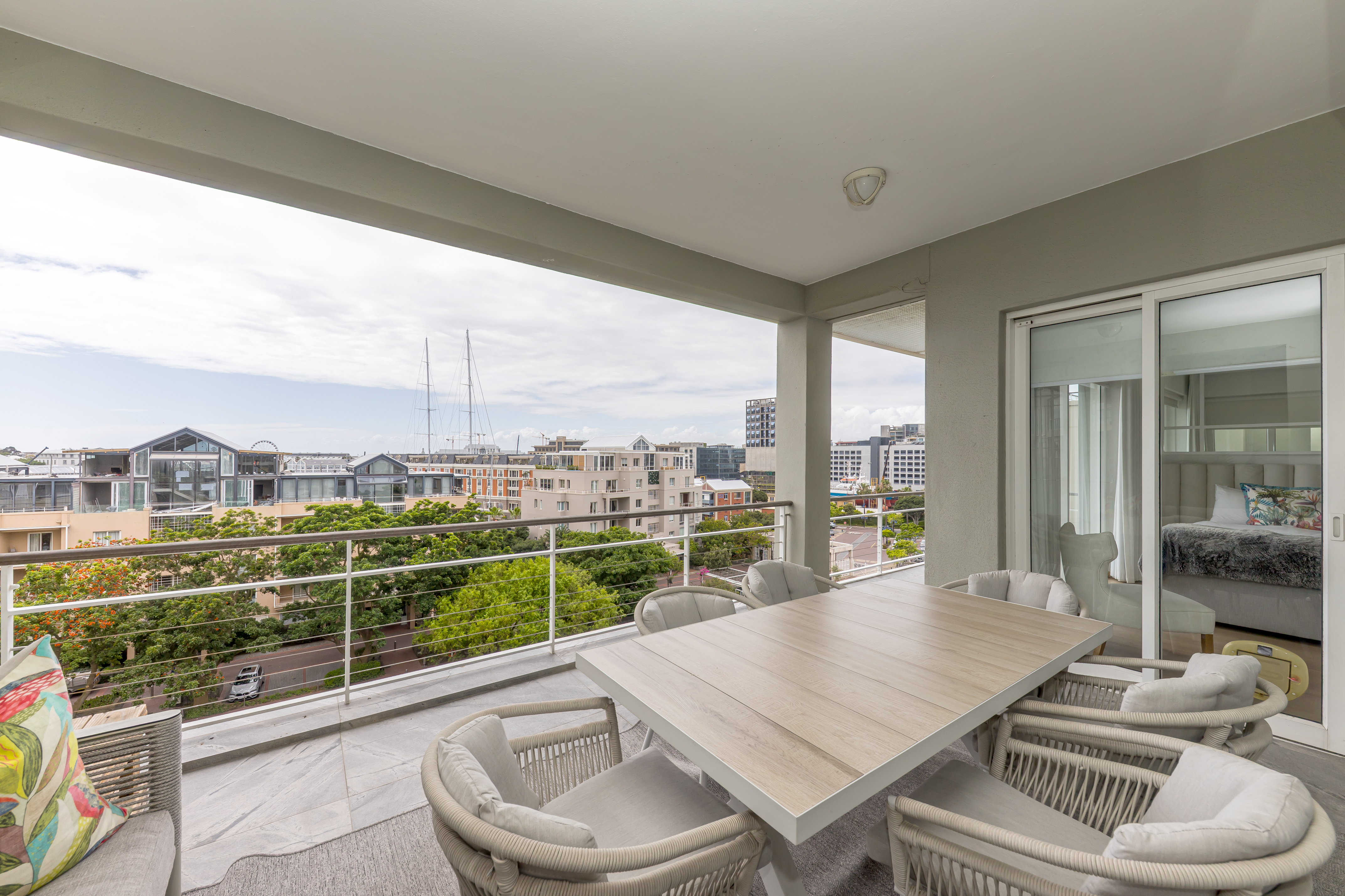 Dovenby 501 private balcony seating area