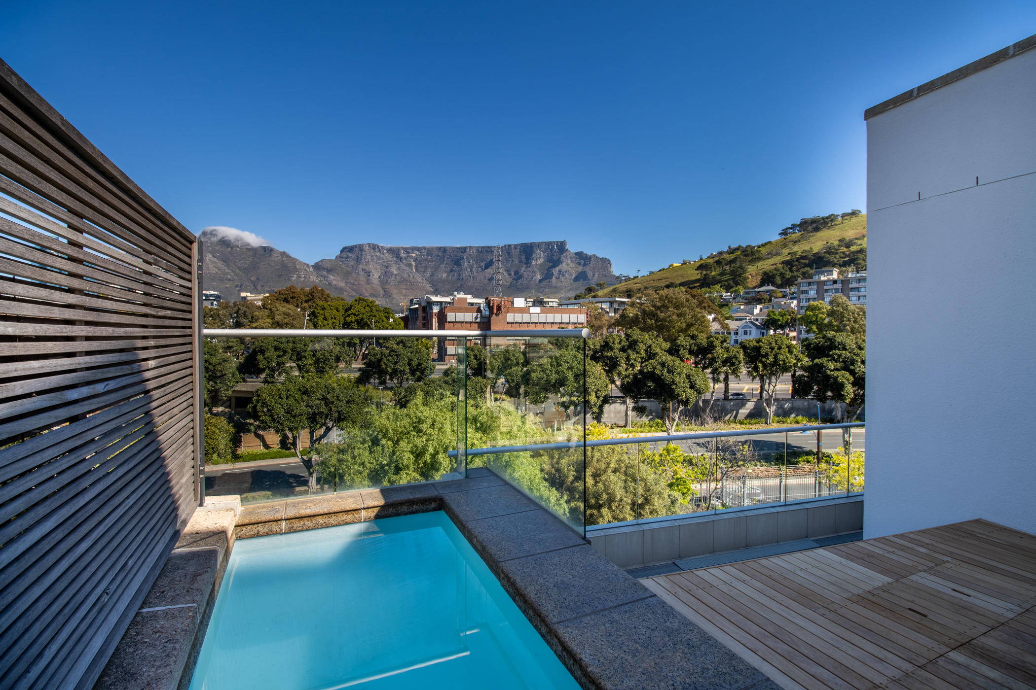 Juliette 604 private splash pool with Table Mountain view