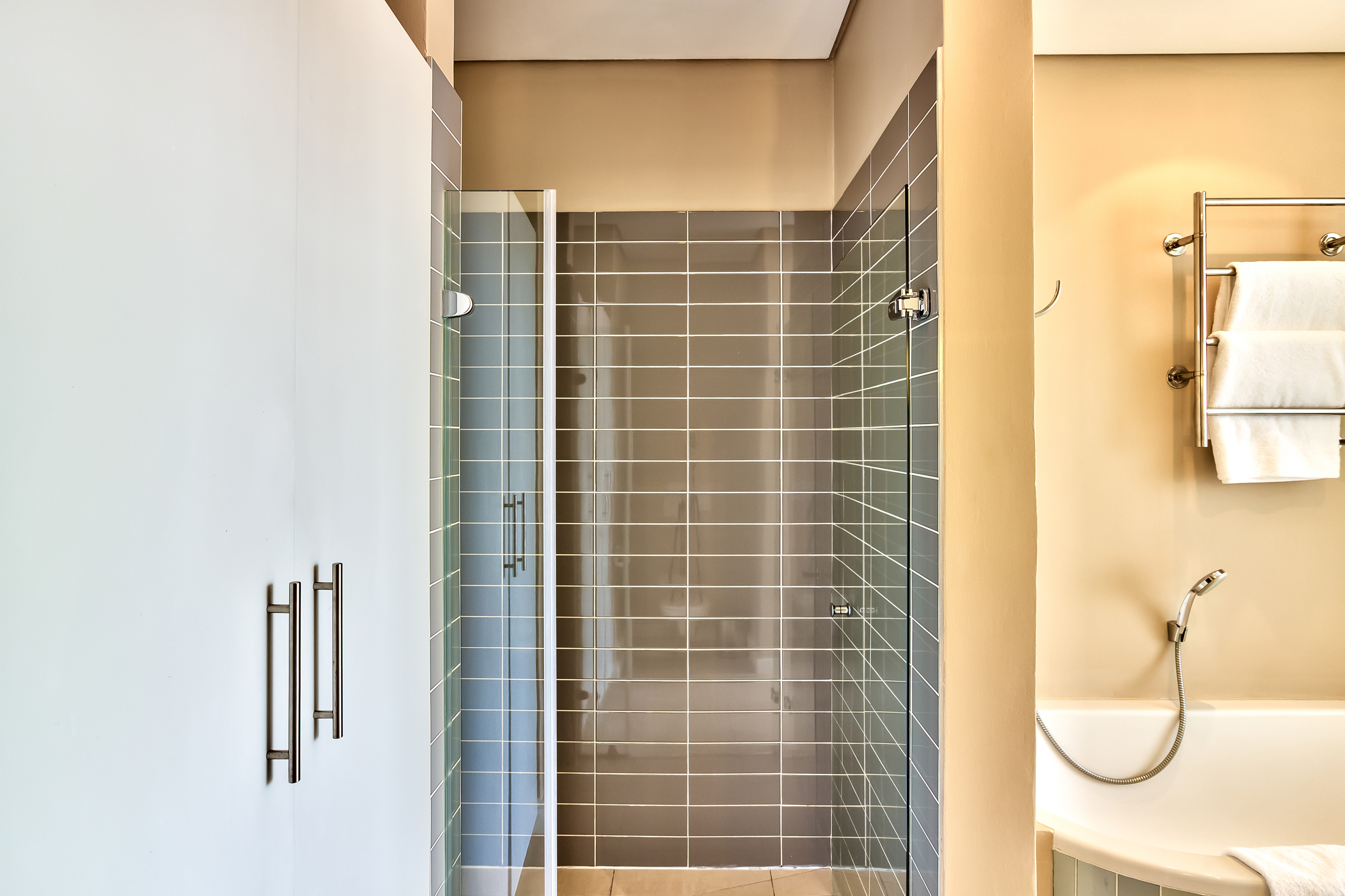 Juliette 602 bathroom with separate walk-in shower